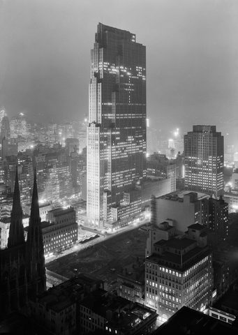 Rockefeller Center by Samuel Gottscho — large framed print