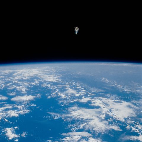 McCandless untethered by NASA / STS-41-B crew — large framed print